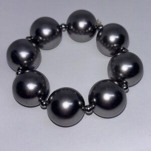 Large Chunky Retro Gunmetal Silver Stretch Acrylic Bead Bracelet